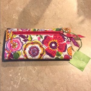 NWT Vera Bradley Trifold Wallet Clementine